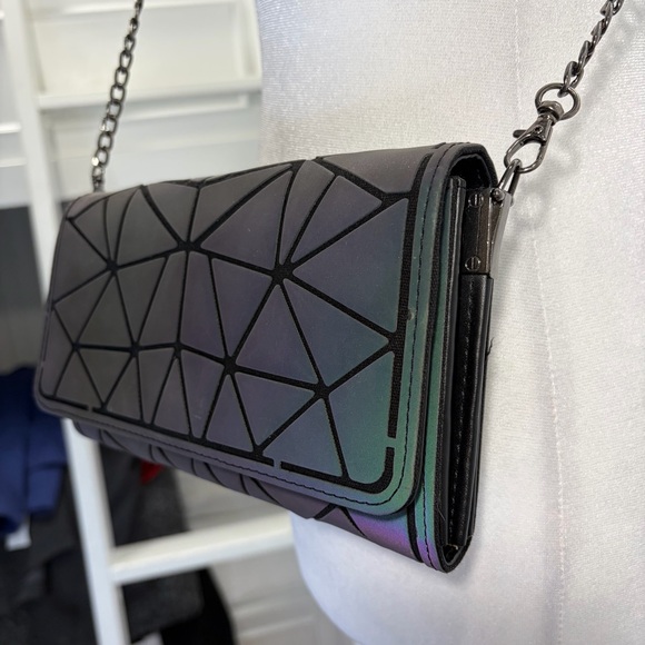 Handbags - Geometric Iridescent Holographic Crossbody Bag